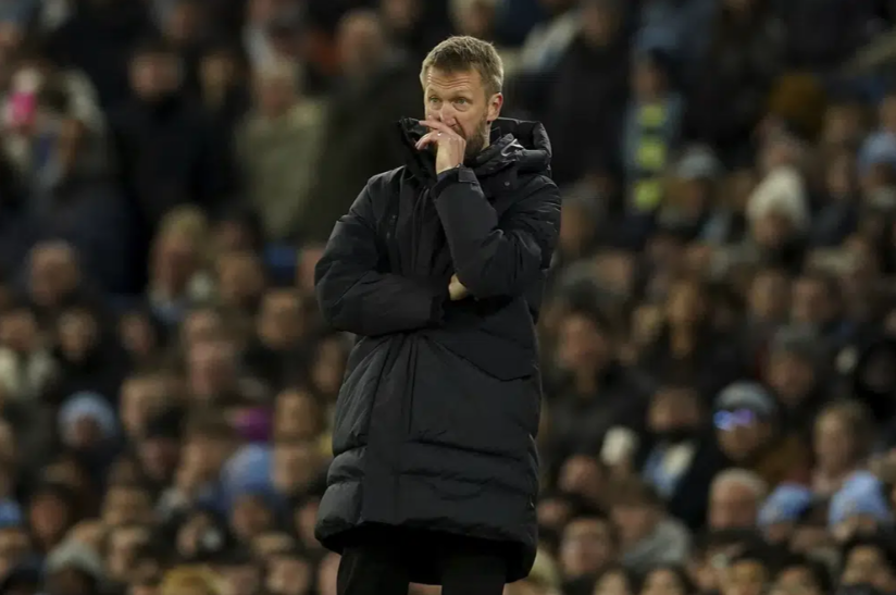 Pelatih kepala Chelsea Graham Potter bereaksi selama pertandingan sepak bola Piala FA Inggris antara Manchester City dan Chelsea di Stadion Etihad di Manchester, Inggris, Minggu, 8 Januari 2023. (Dave Thompson)