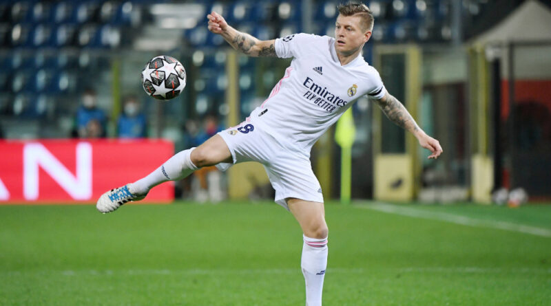 Andai Toni Kroos, menyetujui transfer Man Utd 12 tahun lalu..