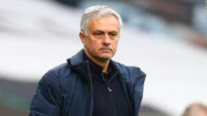 Jose Mourinho diumumkan sebagai pelatih Fenerbahce untuk mengakhiri penantian 10 tahun atas gelar juara liga