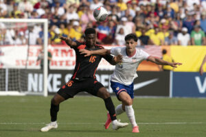 Kolombia menggilas Amerika Serikat 5-1 dalam pemanasan Copa America, memperpanjang rekor tak terkalahkan menjadi 22 pertandingan