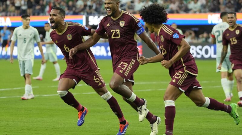 Venezuela melaju ke perempat final Copa America dengan kemenangan 1-0 atas Meksiko melalui gol Rondón