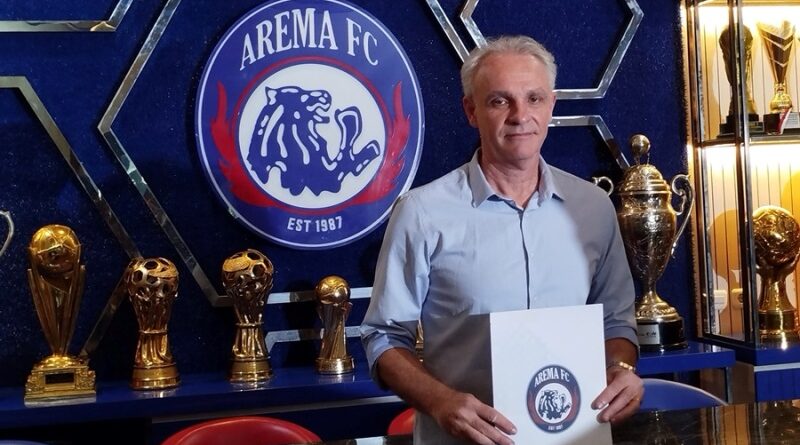 Joel Cornelli Puas dengan Persiapan Arema FC Jelang Musim 2024/2025