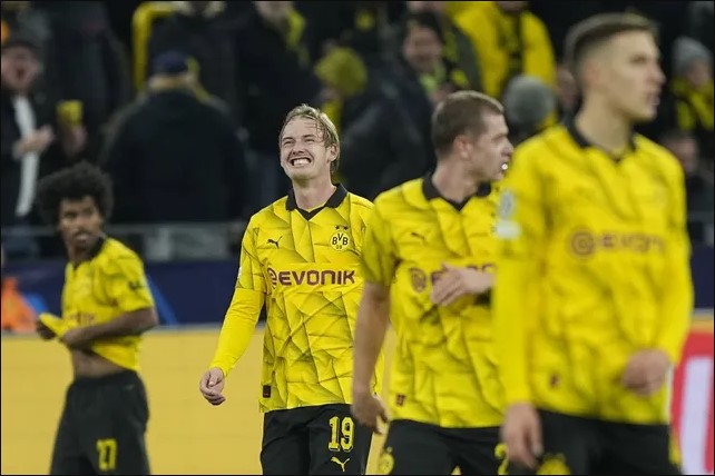 Prediksi Erzgebirge Aue vs Borussia Dortmund