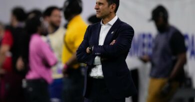 Jaime Lozano dipecat sebagai pelatih kepala 2 minggu setelah tersingkirnya Meksiko dari Copa America