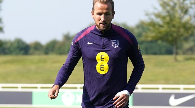 Harry Kane. Inggris