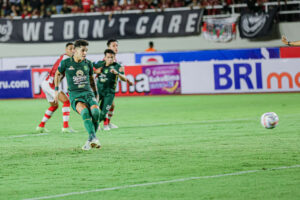 BRI Liga 1 2024/2025: Persebaya Surabaya vs Dewa United 27 September 2024