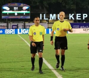 Laga Arab Saudi vs Timnas Indonesia Bakal Dipimpin Wasit Adham Mohammad Tumah yang Bertugas di BRI Liga 1 2024/2025?